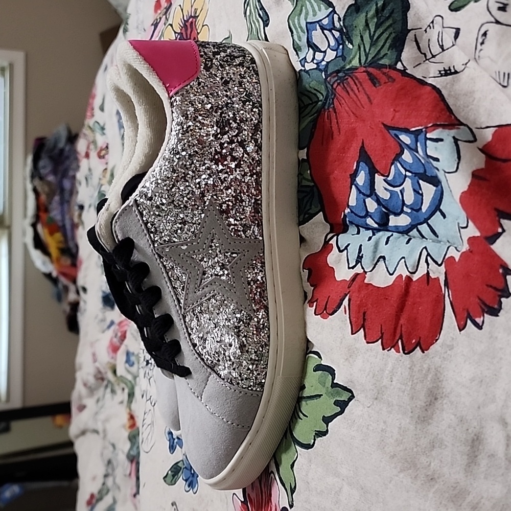 Glitter shoes